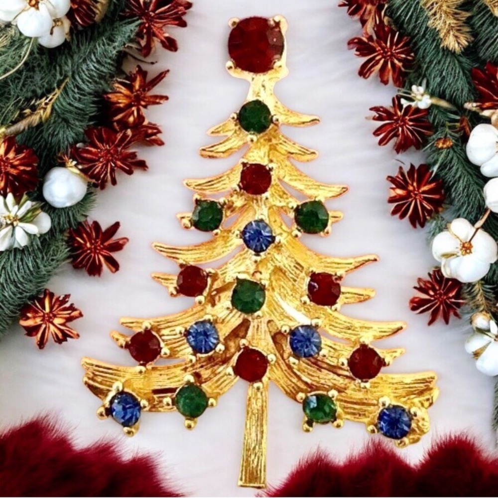 Christmas Tree Vintage Brooch Pin Rhinestones Red Blue Green Prong Set